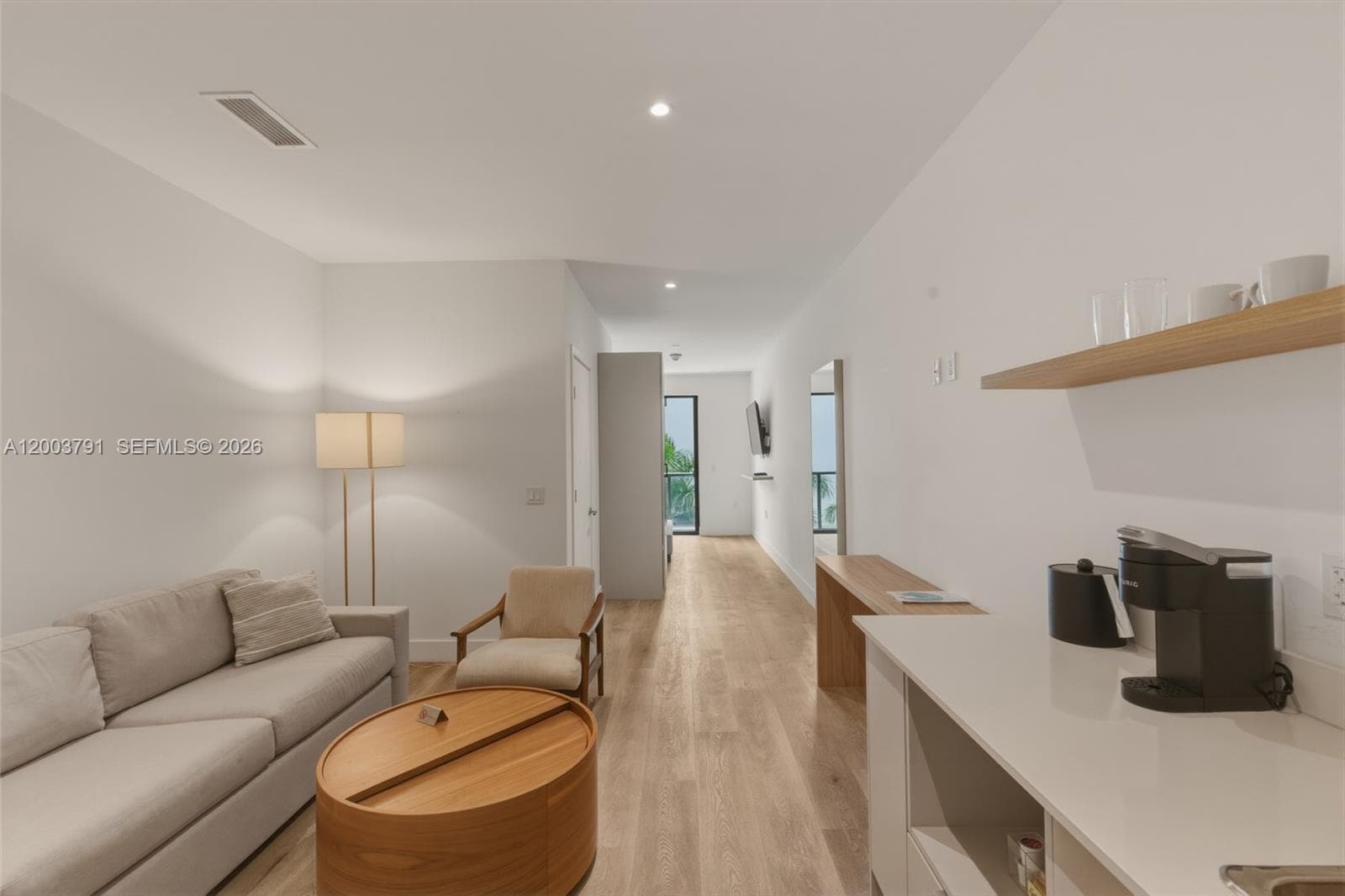 229 SW 9th St # 502, Miami FL 33130