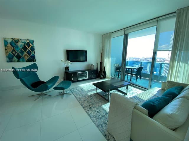 200 Biscayne Boulevard Way # 4011, Miami FL 33131 - Miami, FL - Photo 2