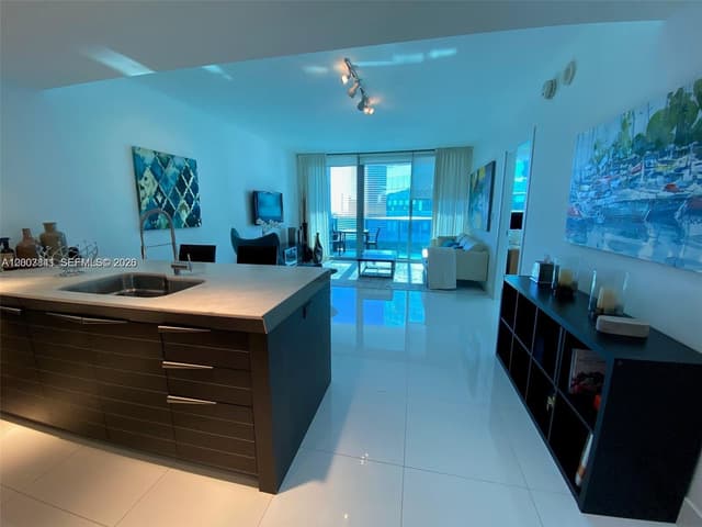 200 Biscayne Boulevard Way # 4011, Miami FL 33131 - Miami, FL - Photo 7