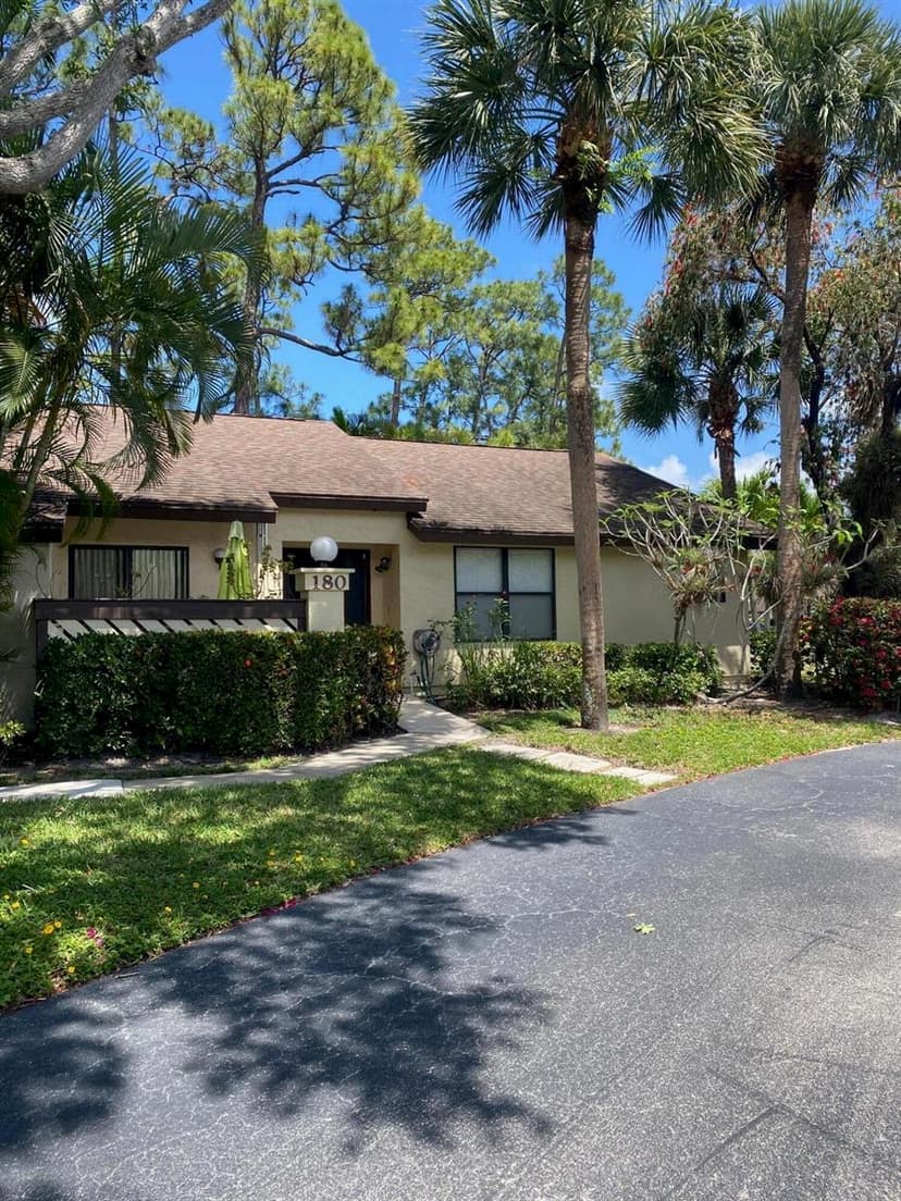 180 Sarita Court, Royal Palm Beach FL 33411