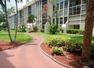 851 Three Islands Blvd # 411, Hallandale Beach FL 33009 - Hallandale Beach, FL - Photo 3