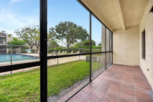 150 Pineview Road # F3, Jupiter FL 33469 - Jupiter, FL - Photo 2