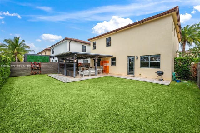 9890 NW 86th Ter, Doral FL 33178 - Doral, FL - Photo 6