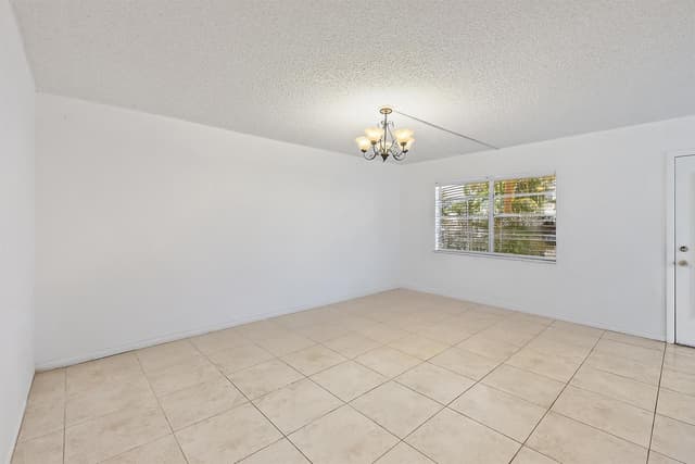 869 S Flanders S, Delray Beach FL 33484 - Delray Beach, FL - Photo 7