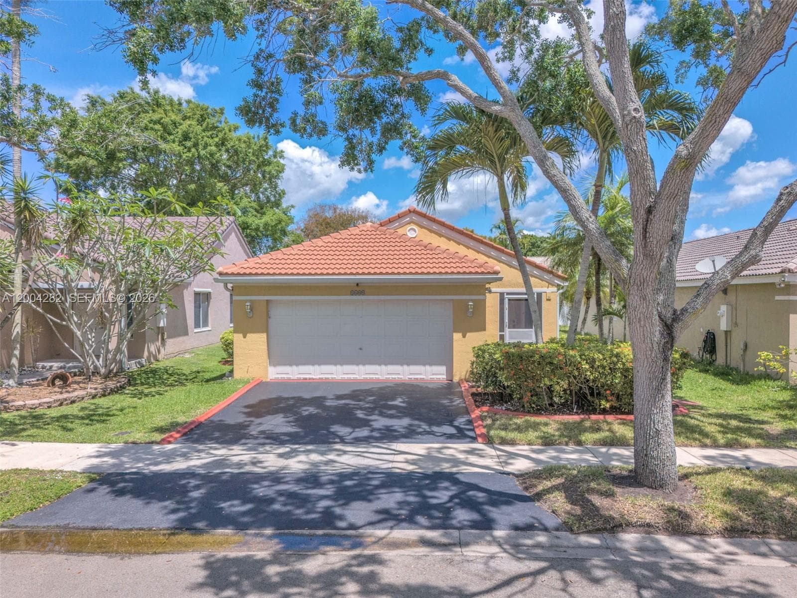 1600 Salerno Cir, Weston FL 33327 - Weston, FL - Photo 1
