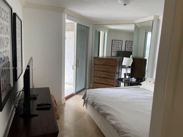 5555 Collins Ave # 7Z, Miami Beach FL 33140 - Miami Beach, FL - Photo 4