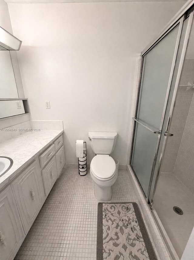 200 High Point Ct E # D, Delray Beach FL 33445 - Delray Beach, FL - Photo 6