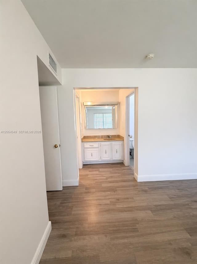 200 High Point Ct E # D, Delray Beach FL 33445 - Delray Beach, FL - Photo 7
