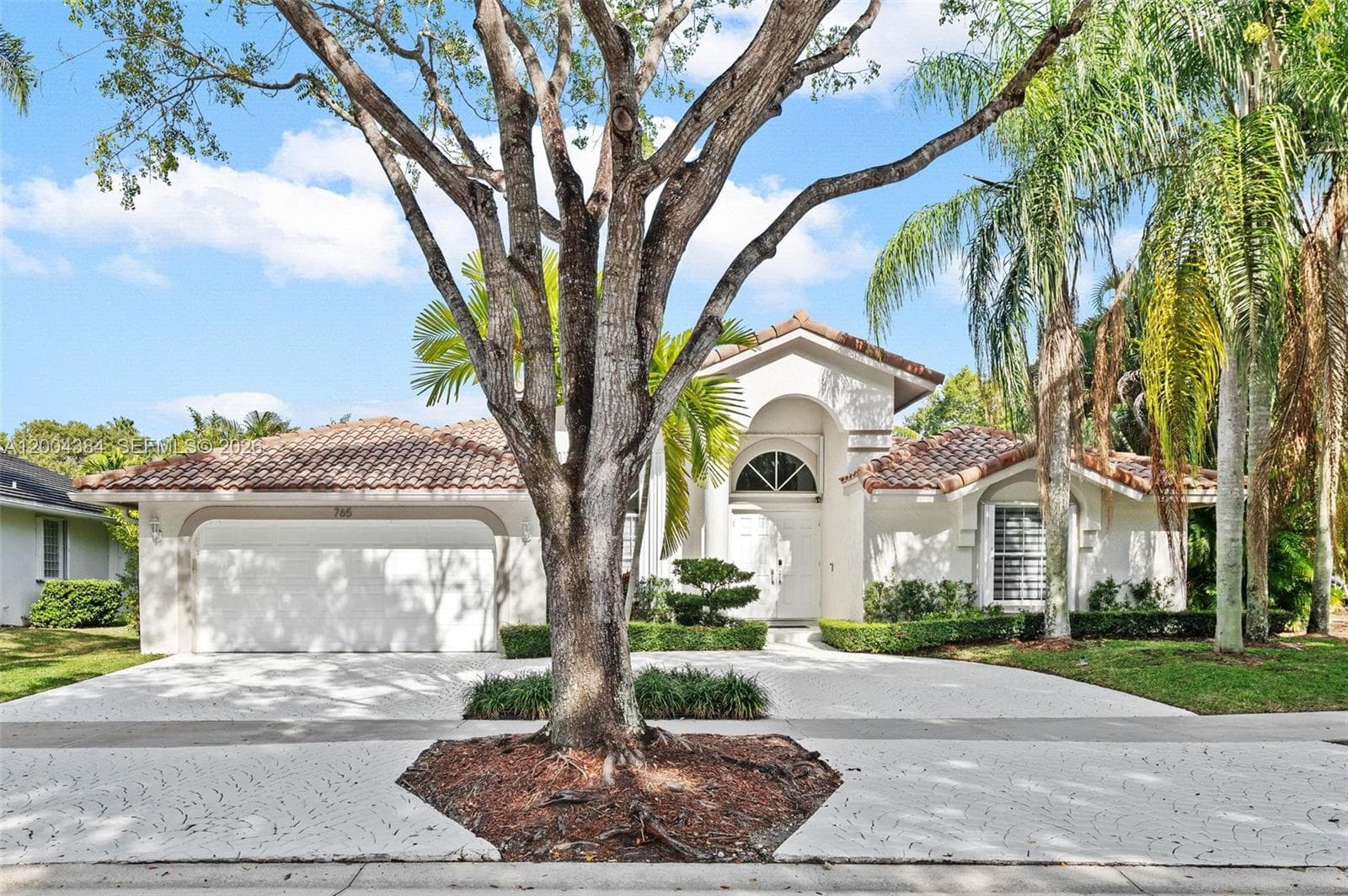 765 Bayside Ln, Weston FL 33326 - Weston, FL - Photo 1