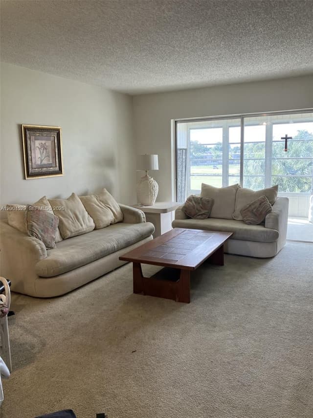 1045 Country Club Dr # 307, Margate FL 33063 - Margate, FL - Photo 3