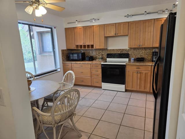 11142 Green Lake Drive # 202, Boynton Beach FL 33437 - Boynton Beach, FL - Photo 7