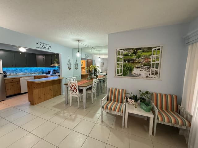 208 Pine Hov Cir # 2, Green Acres FL 33463 - Green Acres, FL - Photo 4