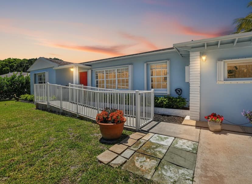 277 NW 3rd Court, Boca Raton FL 33432