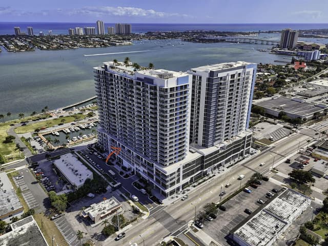 220 Lake Shore Drive # 609, Lake Park FL 33403 - Lake Park, FL - Photo 4
