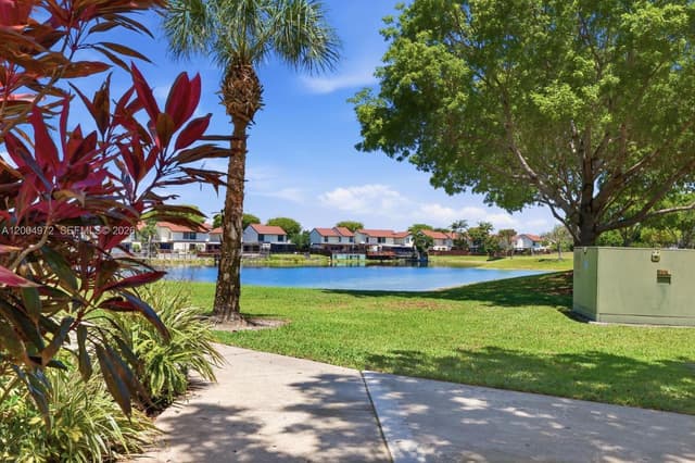 10012 NW 7th St # 209, Miami FL 33172 - Miami, FL - Photo 6