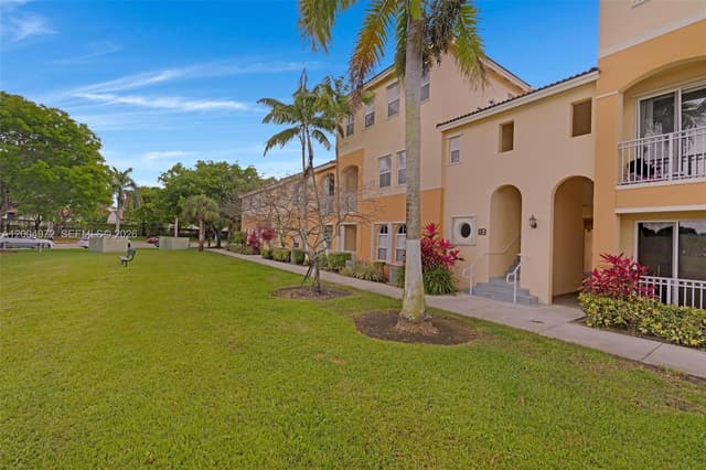 10012 NW 7th St # 209, Miami FL 33172 - Miami, FL - Photo 7