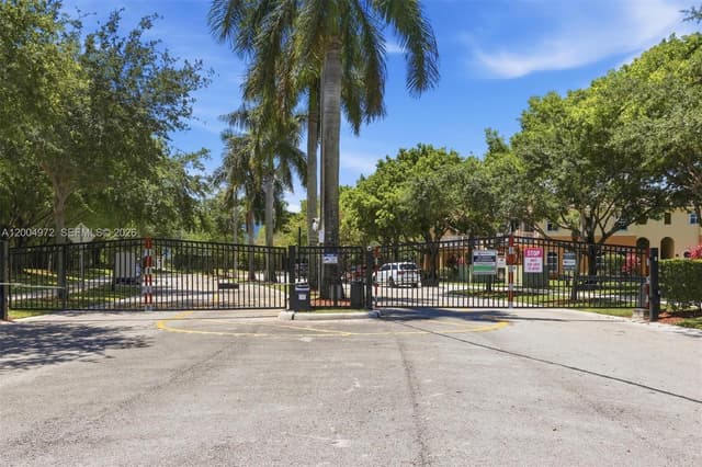 10012 NW 7th St # 209, Miami FL 33172 - Miami, FL - Photo 4