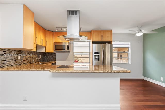 854 Normandy R # 854, Delray Beach FL 33484 - Delray Beach, FL - Photo 2