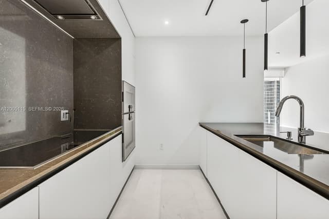300 Biscayne Blvd Way # 1002, Miami FL 33131 - Miami, FL - Photo 3