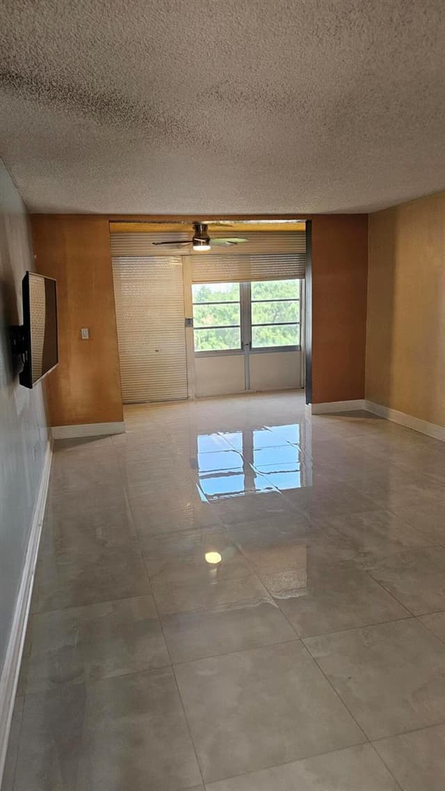 2840 Somerset Drive # 418m, Lauderdale Lakes FL 33311 - Lauderdale Lakes, FL - Photo 4