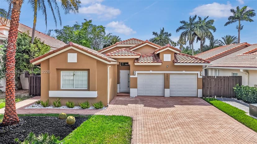 5861 NW 109th Ct, Doral FL 33178