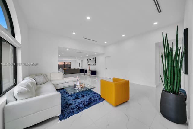 990 NW 131st Ave, Miami FL 33182 - Miami, FL - Photo 5