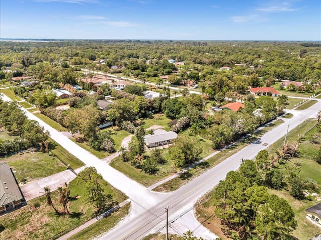 5209 Coconut Boulevard, FL 33411 - Photo 4