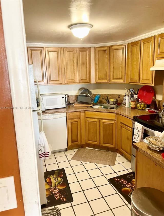 3301 Spanish Moss Ter # 510, Lauderhill FL 33319 - Lauderhill, FL - Photo 5