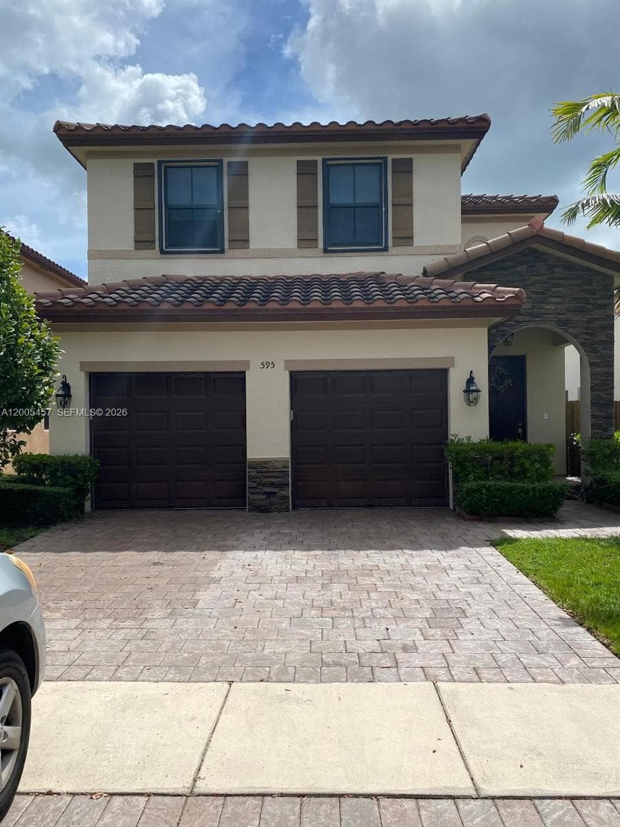 595 SE 33rd Ter, Homestead FL 33033