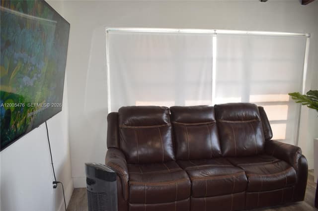 841 Hialeah Dr, Hialeah FL 33010 - Hialeah, FL - Photo 4