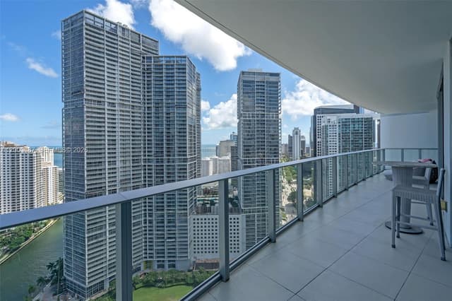 200 Biscayne Boulevard Way # 3407, Miami FL 33131 - Miami, FL - Photo 2