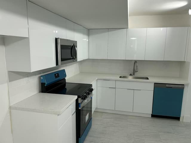 701 N Pine Island Road # 304, Plantation FL 33324 - Plantation, FL - Photo 5