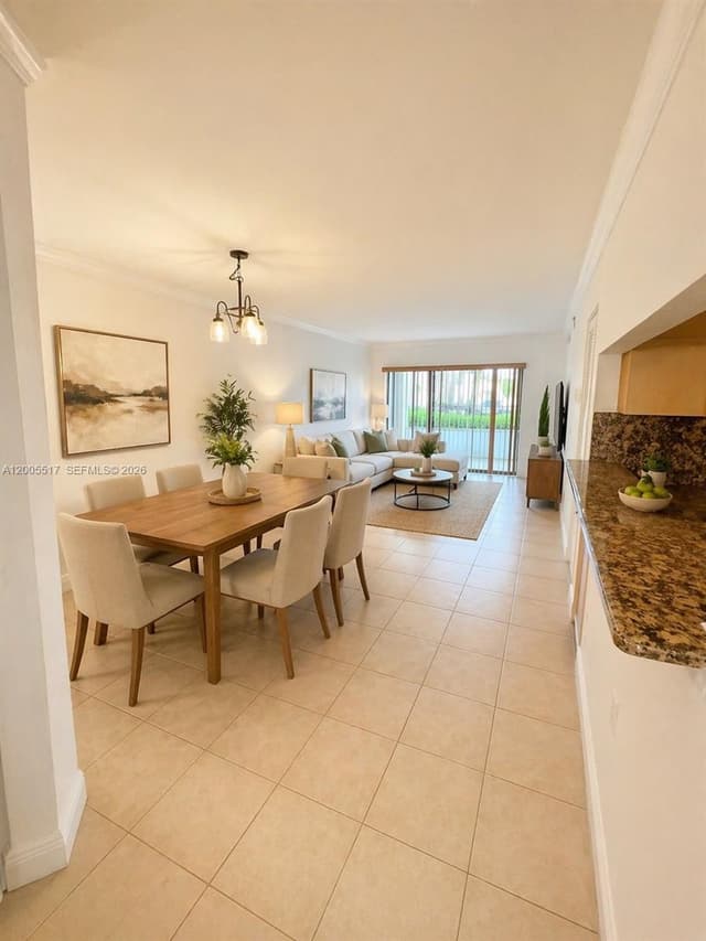 1122 Coral Club Dr # 1122, Coral Springs FL 33071 - Coral Springs, FL - Photo 4
