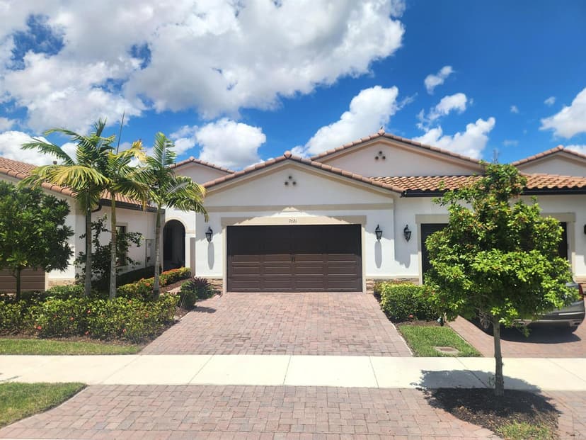 7621 S Blue Spring Drive, Parkland FL 33067
