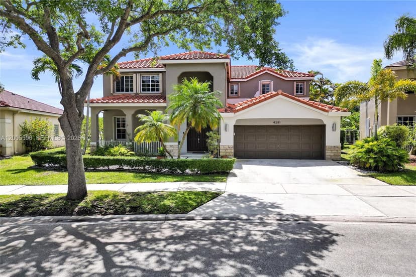 4281 Laurel Ridge Cir, Weston FL 33331