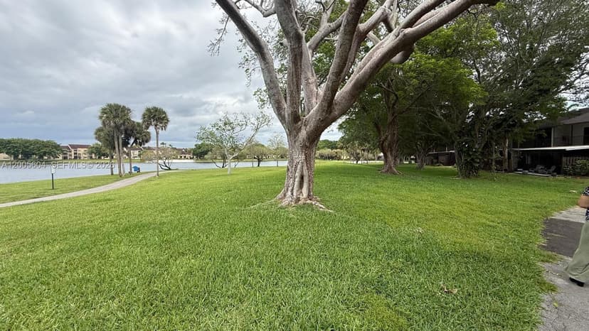 11159 SW 154th Pl, Miami FL 33196
