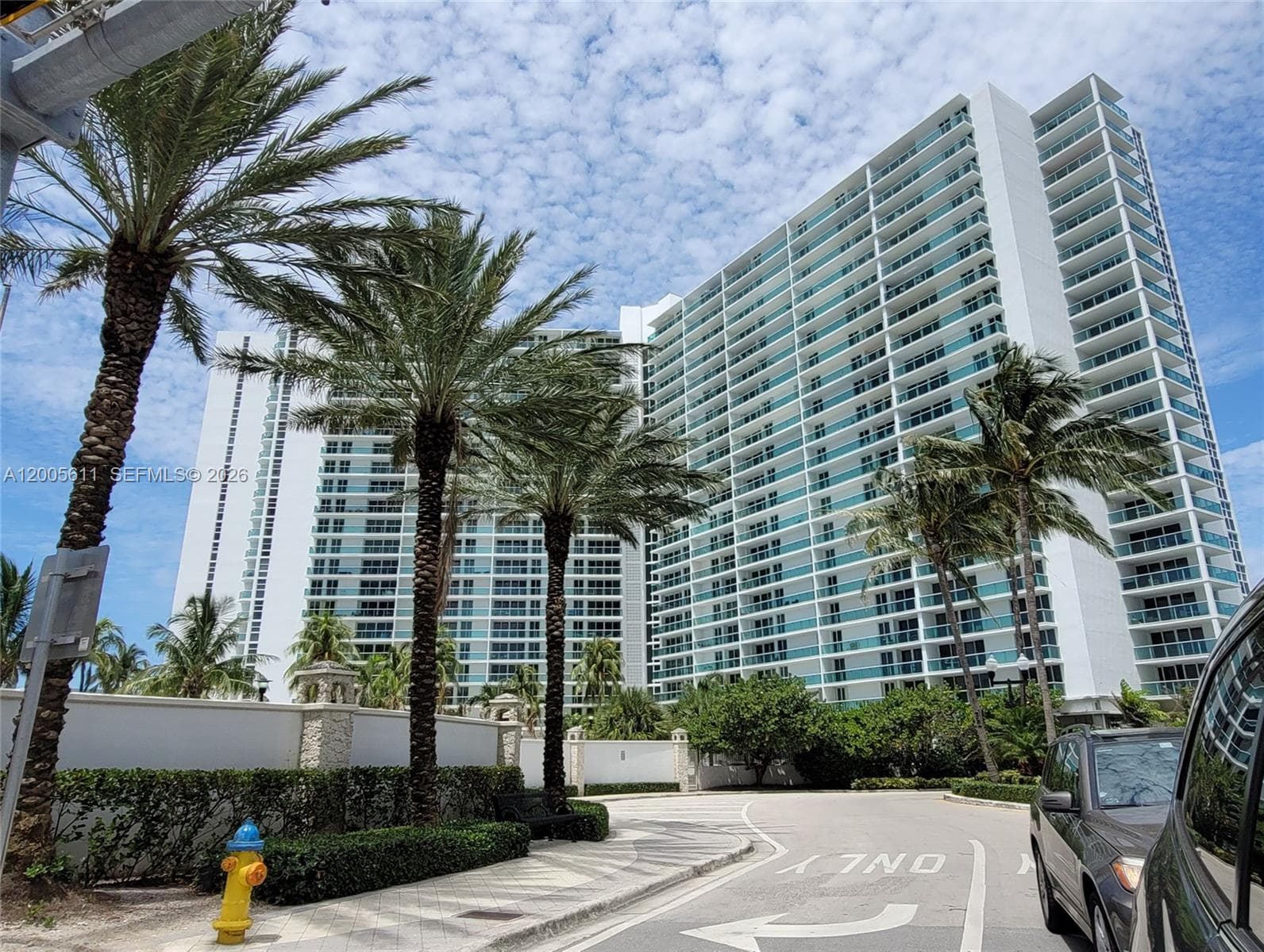 100 NE BAYVIEW DR # 226, Sunny Isles Beach FL 33160 - Sunny Isles Beach, FL - Photo 1