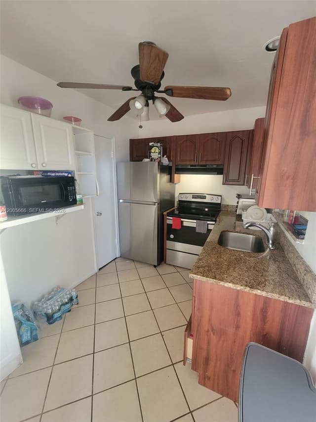 1490 NW 43rd Ave # 308, Lauderhill FL 33313 - Lauderhill, FL - Photo 5