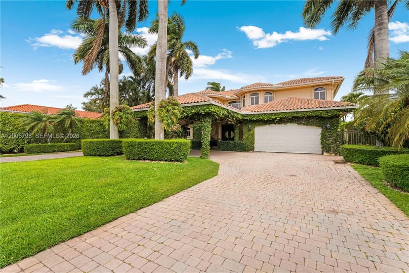 11071 SW 28th St, Miami FL 33165