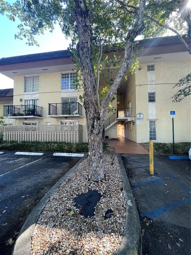 8500 SW 109th Ave # 229, Miami FL 33173 - Miami, FL - Photo 3