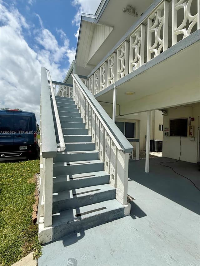 11 NE 204th St # 23, Miami Gardens FL 33179 - Miami Gardens, FL - Photo 3