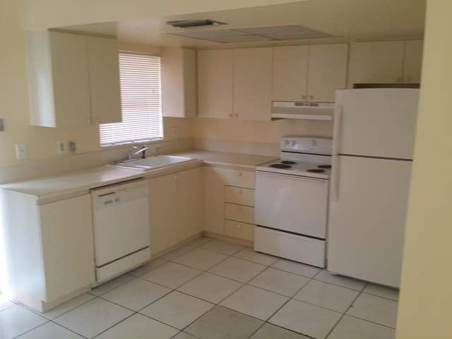 2580 NW 52nd Avenue # C16, Lauderhill FL 33313 - Lauderhill, FL - Photo 4