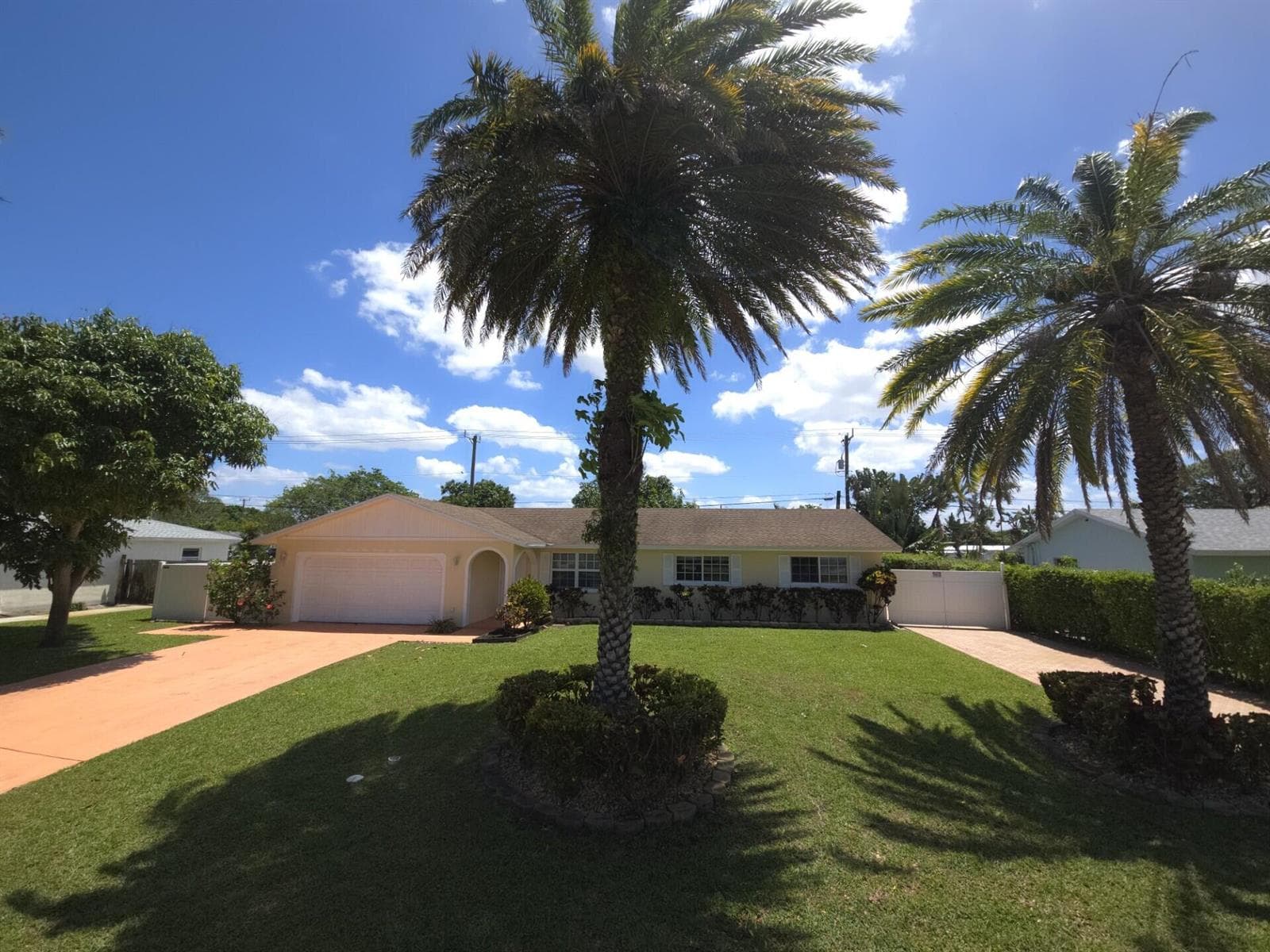 4554 Franwood Drive, Delray Beach FL 33445 - Delray Beach, FL - Photo 1