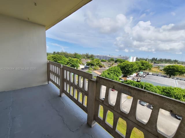 15600 NW 7th Ave # 709, Miami FL 33169 - Miami, FL - Photo 5
