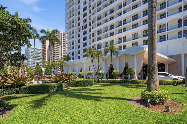 9801 Collins Ave # 14D, Bal Harbour FL 33154 - Bal Harbour, FL - Photo 4