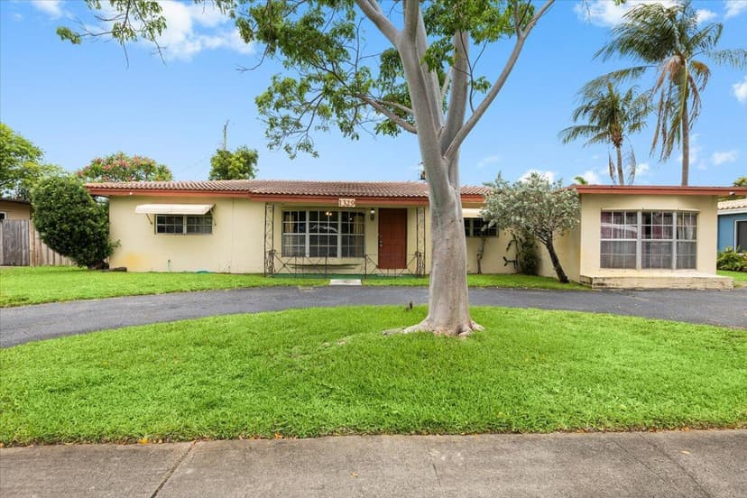 1329 SW 1st Terrace, Pompano Beach FL 33060