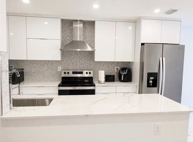 8224 NW 9th Ct # 3, Plantation FL 33324 - Plantation, FL - Photo 5