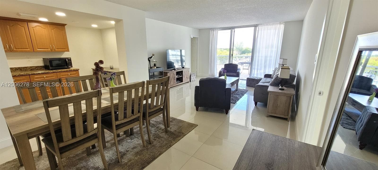 18011 Biscayne Blvd # 402, Aventura FL 33160