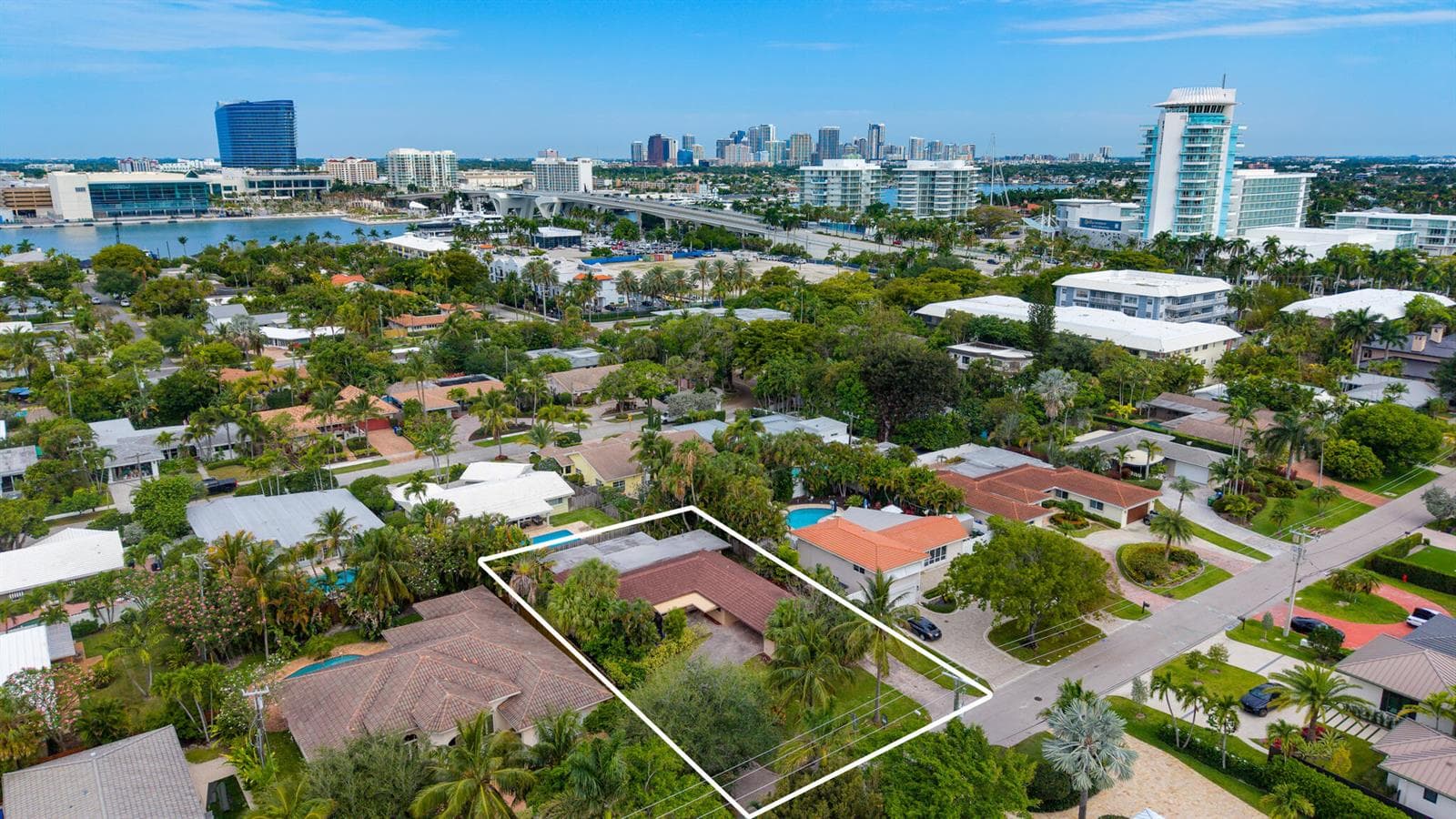 1817 SE 25 Avenue, Fort Lauderdale FL 33316