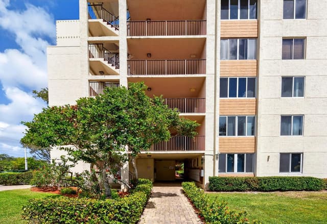 3223 Riverside Drive # 406, Coral Springs FL 33065 - Coral Springs, FL - Photo 3